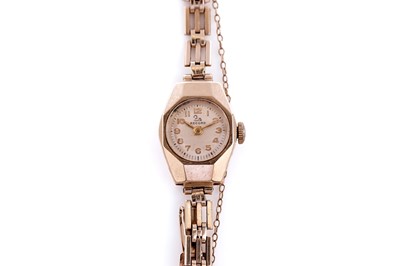 Lot 3 - A Record 9ct gold cased cocktail watch