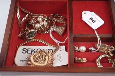 Lot 86 - A diamond three stone ring; and a selection of costume jewellery; and wristwatches