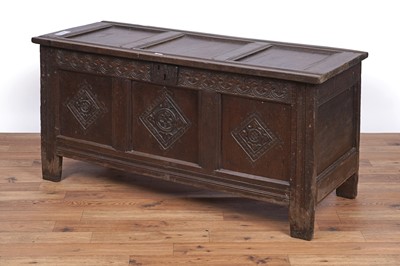 Lot 8 - An oak coffer, late 17th/18th Century