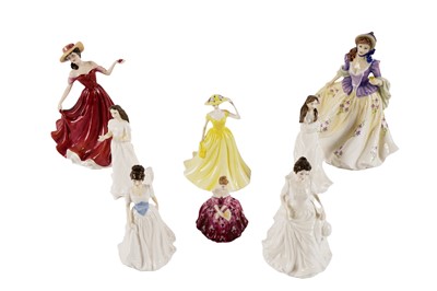 Lot 376 - A collection of Royal Doulton decorative ceramic figures of ladies