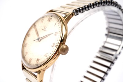 Lot 506 - Omega: a gilt cased wristwatch
