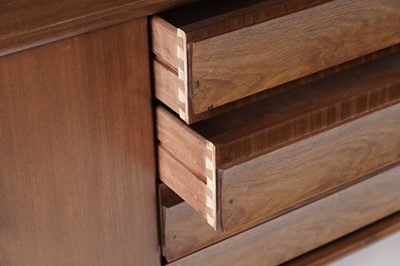 Lot 821 - A part Elliots of Newbury dining room suite