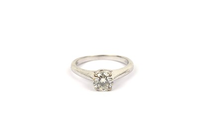 Lot 684 - A solitaire diamond ring