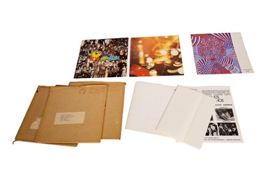 Lot 456 - Three rare Beatles Fan-Club flexi-disc Christmas Mix 7" records