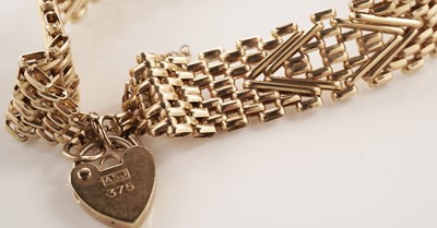 Lot 78 - A 9ct yellow gold gate link bracelet