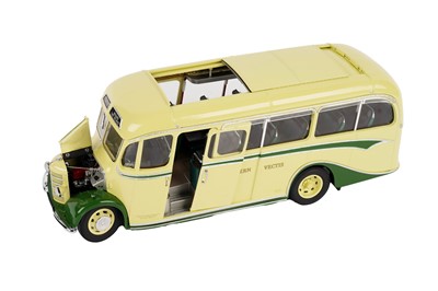 Lot 138 - A Sun Star Bedford OB '5002: 1947 Bedford OB Duple Vista' limited edition diecast model