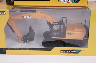 Lot 178 - ﻿A collection of Britains scale 1:32 diecast model JCBs