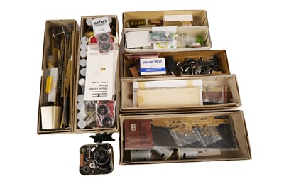 Lot 77 - A selection of model train and railway accessories; and other items