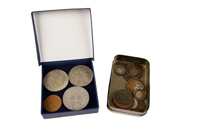 Lot 701 - ﻿A selection of collectibles including: a selection of 20th Century medals