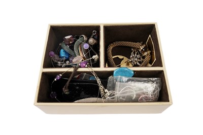 Lot 701 - ﻿A selection of collectibles including: a selection of 20th Century medals