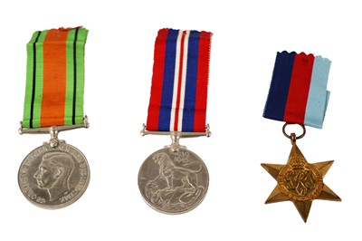 Lot 701 - ﻿A selection of collectibles including: a selection of 20th Century medals