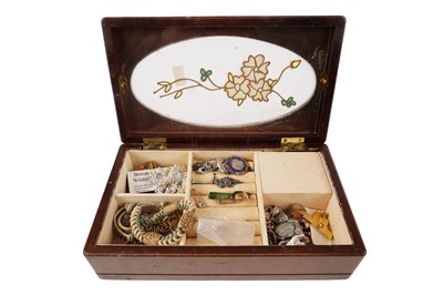Lot 701 - ﻿A selection of collectibles including: a selection of 20th Century medals
