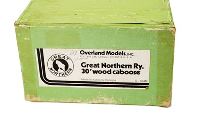 Lot 3 - A collection of 0 scale rolling stock models and model kits