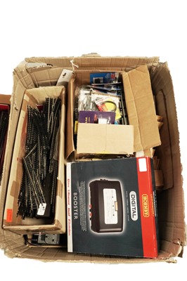 Lot 67 - A selection of Hornby railway; and other items