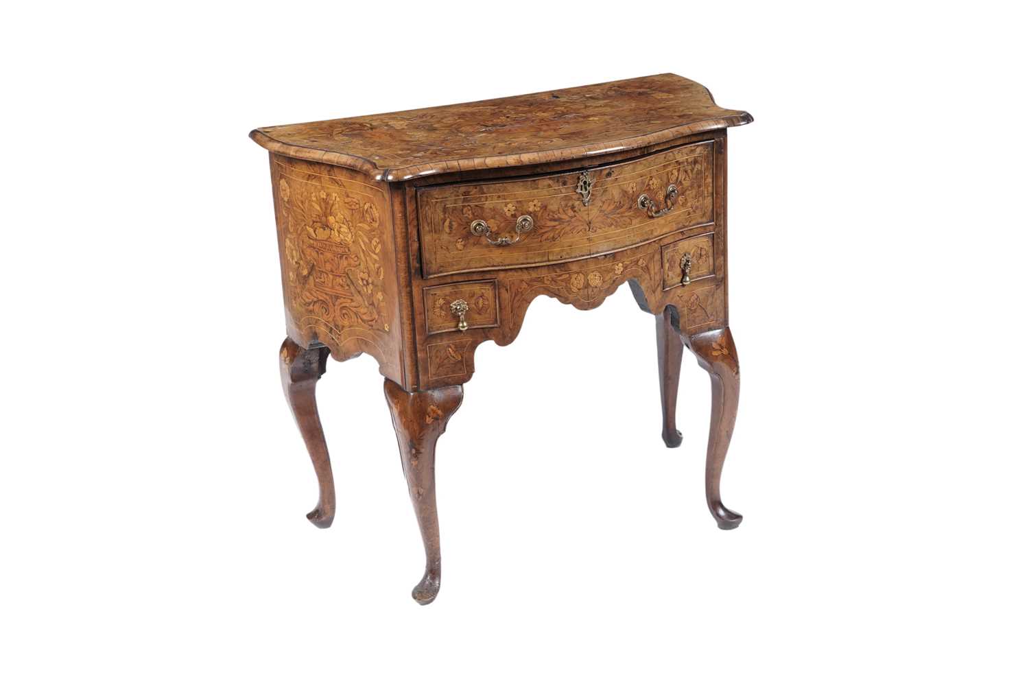 Lot 89 - An early 19th Century Dutch walnut marquetry lowboy