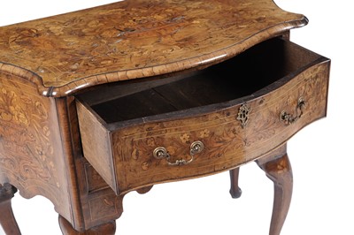 Lot 89 - An early 19th Century Dutch walnut marquetry lowboy