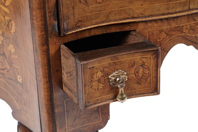 Lot 89 - An early 19th Century Dutch walnut marquetry lowboy