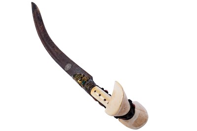Lot 142 - A 19th Century Ottoman yatagan sword