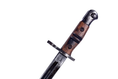 Lot 119 - French and US pattern bayonets