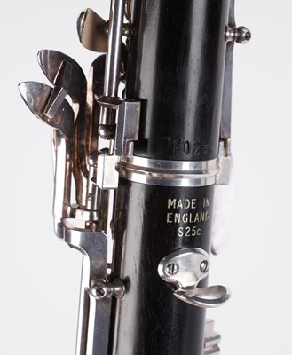 Lot 16 - A Howarth London oboe
