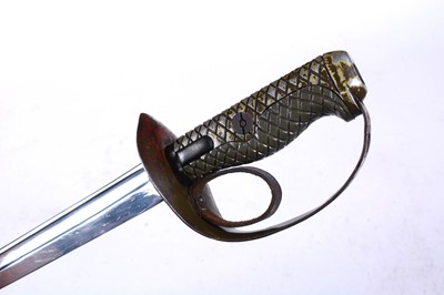 Lot 101 - A Second World War period Japanese sabre