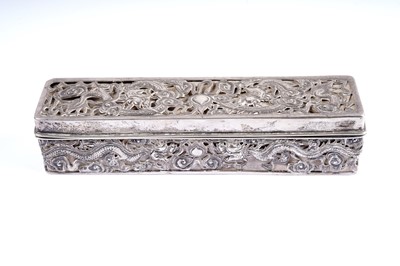 Lot 997 - An early 20th Century Chinese silver box