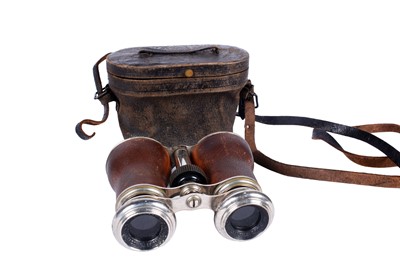 Lot 213 - A pair of Second World War Military binoculars; and other items