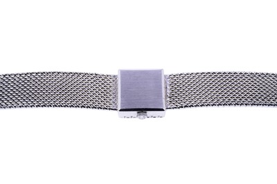 Lot 525 - Omega: an 18ct white gold lady's cocktail watch