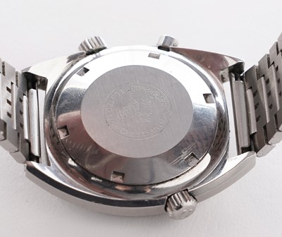 Lot 514 - Omega Seamaster Chronostop: a stainless-steel cased wristwatch