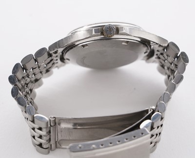 Lot 519 - Omega Admiralty: a stainless-steel cased wristwatch