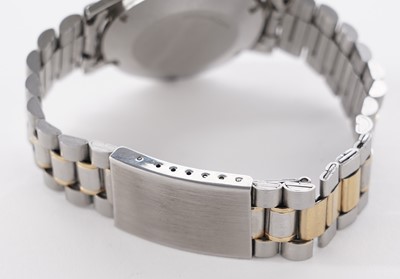 Lot 520 - Omega: a stainless-steel cased wristwatch