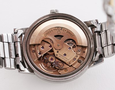 Lot 520 - Omega: a stainless-steel cased wristwatch