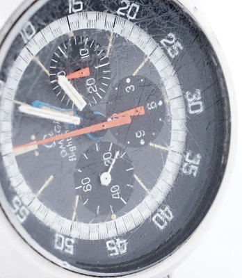 Lot 447 - Omega Flightmaster: a stainless steel cased chronograph wristwatch
