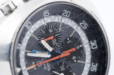 Lot 447 - Omega Flightmaster: a stainless steel cased chronograph wristwatch