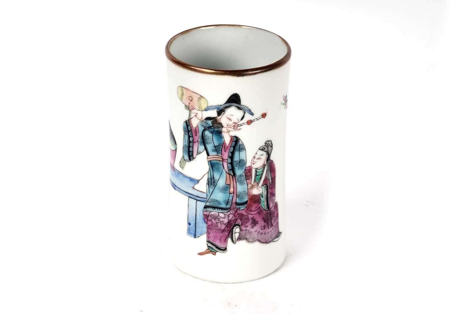 880 - A Chinese famille rose small vase