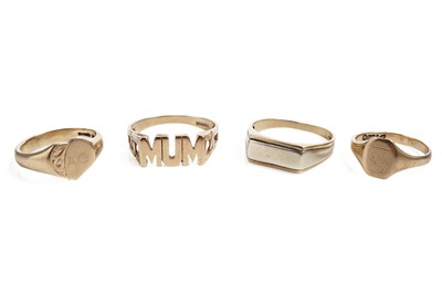 Lot 653 - A selection of gold rings