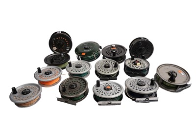 Lot 379 - A collection of fly fishing reels and spools