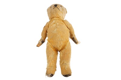 Lot 160 - ﻿A vintage jointed teddy bear