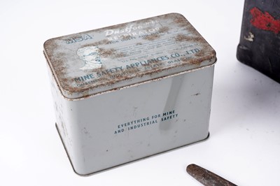 Lot 1438 - A collection of mining related items