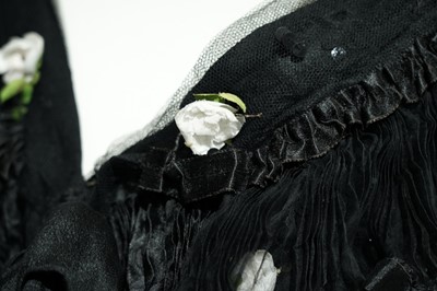 Lot 1504 - A Belle Epoque Edwardian black lace dress