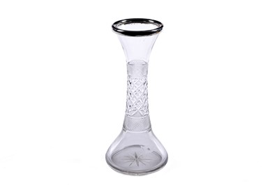 Lot 122 - White Star Line interest: a George V cut-glass waisted vase