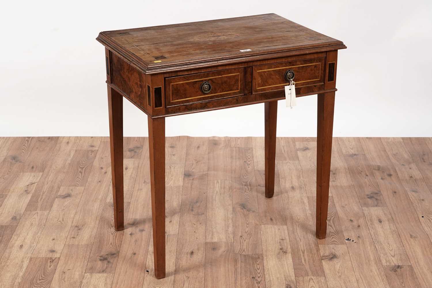 Lot 404 - An 18th Century style inlaid burr walnut and walnut side table