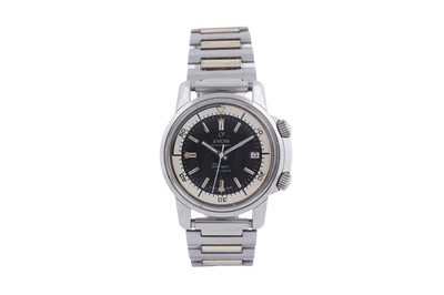 Lot 508 - Enicar Sherpa Ultradive: a rare stainless steel cased automatic diver's wristwatch