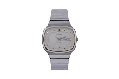 Lot 519 - Bulova: a stainless steel cased quartz wristwatch
