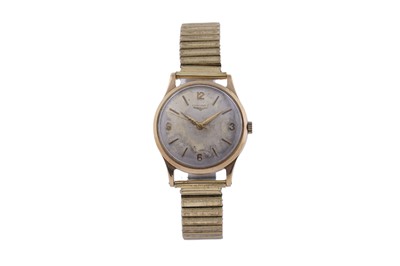 Lot 494 - Longines: a 9ct yellow gold cased manual wind wristwatch