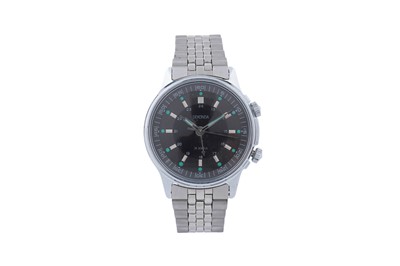 Lot 537 - Sekonda alarm: a stainless steel cased manual wind wristwatch