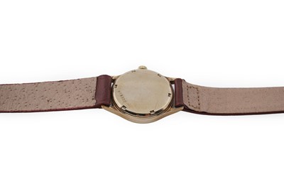 Lot 541 - A selection of gold cased wristwatches