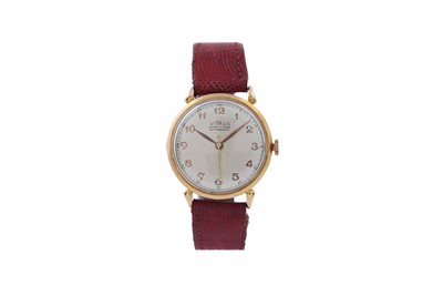 Lot 541 - A selection of gold cased wristwatches