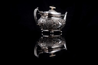 Lot 533 - A Victorian Rococo Revival silver tea service