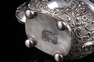 Lot 533 - A Victorian Rococo Revival silver tea service